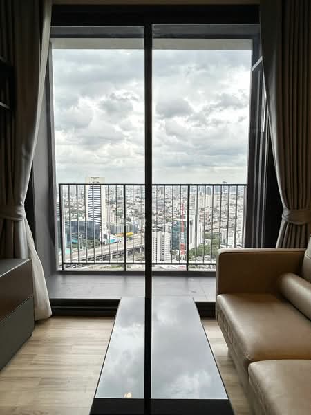 The Line Jatujak-Mochit, Bangkok, Phaholyothin Road, Jom Phon, Chatuchak, Bangkok, 1 Bedroom, 41 sqm, Condo For Sale, by Rasita Maneelam, 500361774 - DDproperty.com