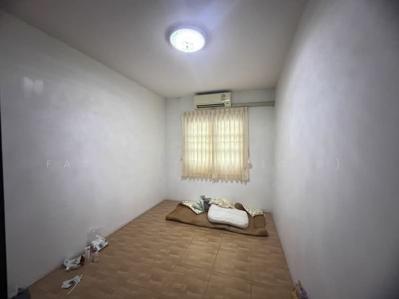Rare Corner 3BR Townhouse with Yard for Rent, Suan Luang Bangkok, Bangkok, Dok Mai, Prawet, Bangkok, 3 Bedrooms, 183 sqm, Townhouse For Sale, by Fazwaz (Thailand) Co., Ltd., 500361811 - DDproperty.com