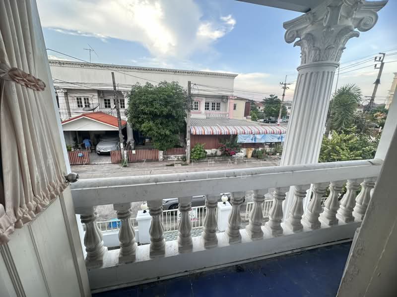ทาวน์เฮ้าส์มุม 3 ห้องนอน ให้เช่า สวนหลวงวิลล์ 1 ใกล้อุดมสุข, กรุงเทพ, ดอกไม้, ประเวศ, กรุงเทพ, 183 ตร.ม., ทาวน์เฮ้าส์ ขาย, โดย Fazwaz (Thailand) Co., Ltd., 500361811 - DDproperty.com