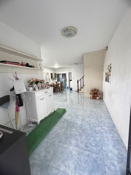 Rare Corner 3BR Townhouse with Yard for Rent, Suan Luang Bangkok, Bangkok, Dok Mai, Prawet, Bangkok, 3 Bedrooms, 183 sqm, Townhouse For Sale, by Fazwaz (Thailand) Co., Ltd., 500361811 - DDproperty.com