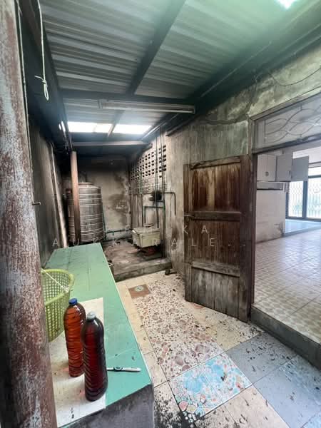 3-BR House, Bangkok, Samsen Nok, Huai Khwang, Bangkok, 3 Bedrooms, 150 sqm, Single Detached House For Sale, by Pemika Aukkaraleekul, 500361852 - DDproperty.com