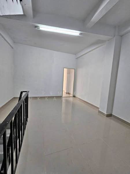 4-BR House, Bangkok, Thung Wat Don, Sathon, Bangkok, 4 Bedrooms, 249 sqm, Single Detached House For Sale, by Pemika Aukkaraleekul, 500361885 - DDproperty.com