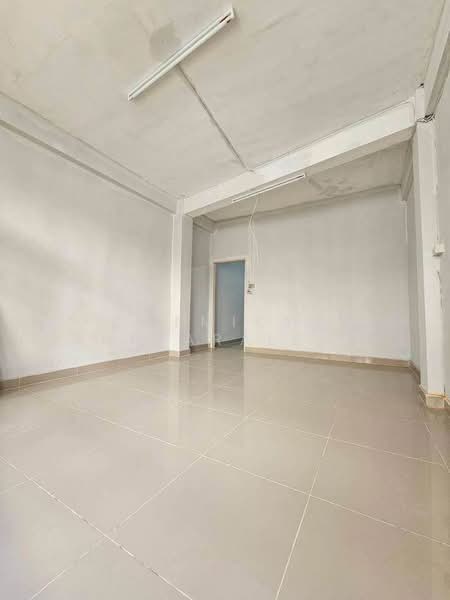 4-BR House, Bangkok, Thung Wat Don, Sathon, Bangkok, 4 Bedrooms, 249 sqm, Single Detached House For Sale, by Pemika Aukkaraleekul, 500361885 - DDproperty.com