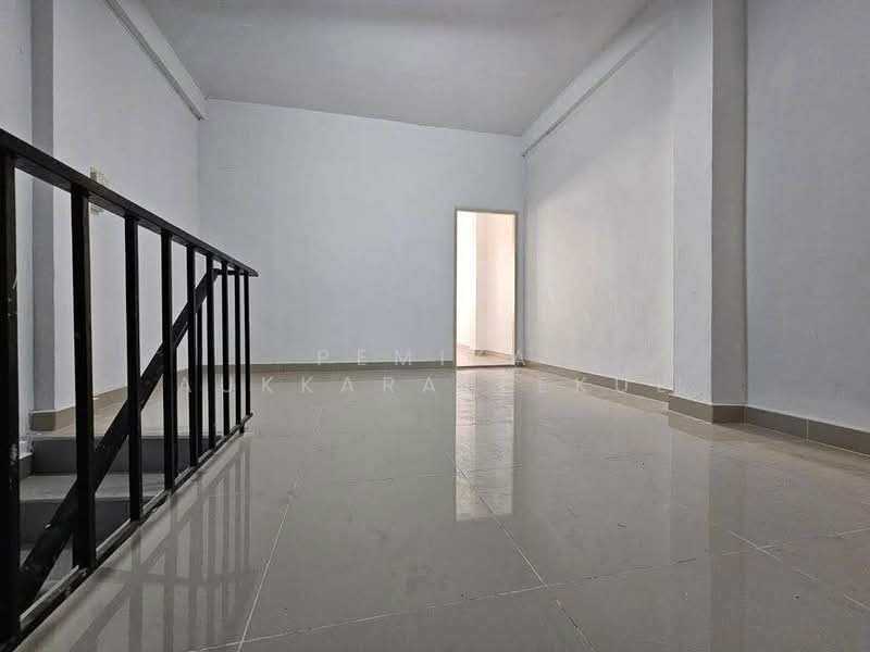 4-BR House, Bangkok, Thung Wat Don, Sathon, Bangkok, 4 Bedrooms, 249 sqm, Single Detached House For Sale, by Pemika Aukkaraleekul, 500361885 - DDproperty.com