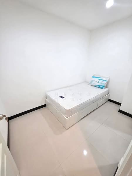 The Waterford Thonglor 11, Bangkok, 219 Soi Thonglor Sukhumvit Road, Khlong Tan Nua, Watthana, Bangkok, 3 Bedrooms, 400 sqm, Condo For Rent, by Boonraksa Sopak, 500361886 - DDproperty.com