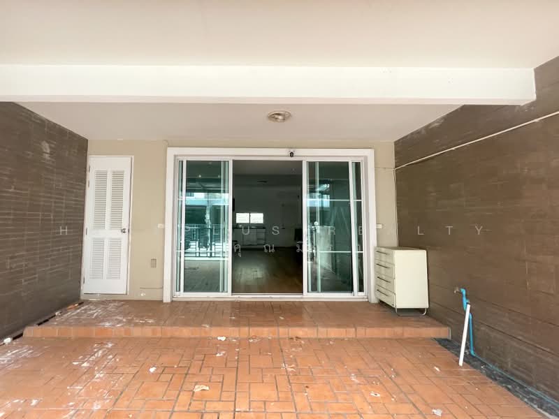Town Plus X Ladprao, Bangkok, Khlong Chan, Bang Kapi, Bangkok, 2 Bedrooms, 195 sqm, Townhouse For Sale, by HOMEPLUS REALTY - คุณมิรา, 500361907 - DDproperty.com