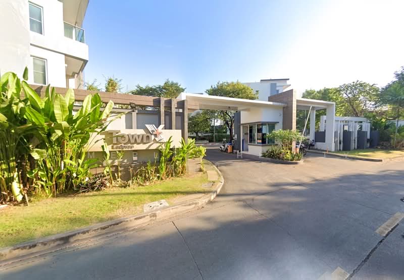 Town Plus X Ladprao, Bangkok, Khlong Chan, Bang Kapi, Bangkok, 2 Bedrooms, 195 sqm, Townhouse For Sale, by HOMEPLUS REALTY - คุณมิรา, 500361907 - DDproperty.com