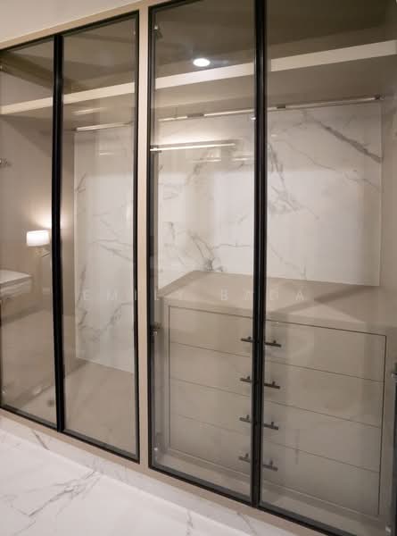 Noble Ploenchit, Bangkok, 1035 Ploenchit Road, Lumphini, Pathum Wan, Bangkok, 1 Bedroom, 45 sqm, Condo For Rent, by Emily Bada, 500361981 - DDproperty.com