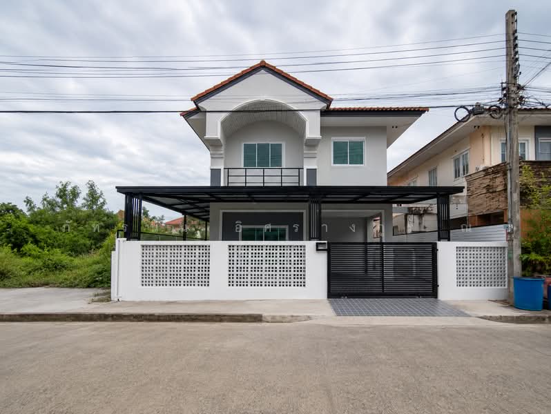 Baan Burirom Rangsit – Klong 4 : บ้านบุรีรมย์ รังสิต – คลอง 4, ปทุมธานี, 59 หมู่ 6, ลาดสวาย, ลำลูกกา, ปทุมธานี, 148 ตร.ม., บ้านแฝด ขาย, โดย ภัทรนัน อิศรางกูร ณ อยุธยา, 500361994 - DDproperty.com