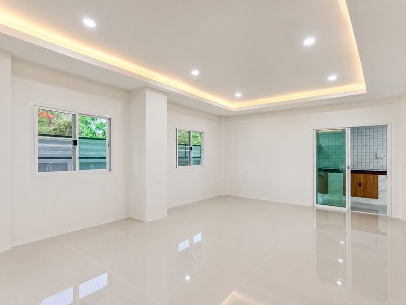 Baan Burirom Rangsit – Klong 4, Pathum Thani, 59 Moo 6, Lat Sawai, Lam Luk Ka, Pathum Thani, 3 Bedrooms, 148 sqm, Semi-Detached House (Twin House) For Sale, by ภัทรนัน อิศรางกูร ณ อยุธยา, 500361994 - DDproperty.com