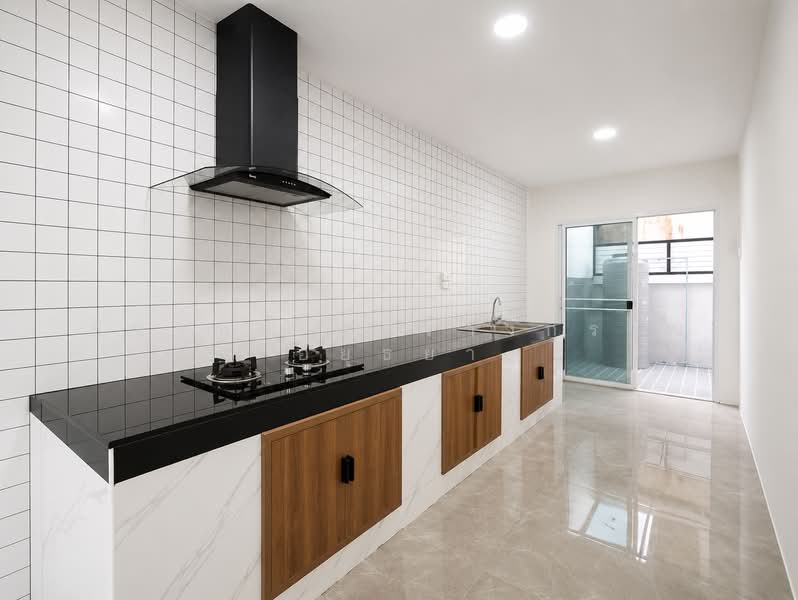 Baan Burirom Rangsit – Klong 4, Pathum Thani, 59 Moo 6, Lat Sawai, Lam Luk Ka, Pathum Thani, 3 Bedrooms, 148 sqm, Semi-Detached House (Twin House) For Sale, by ภัทรนัน อิศรางกูร ณ อยุธยา, 500361994 - DDproperty.com