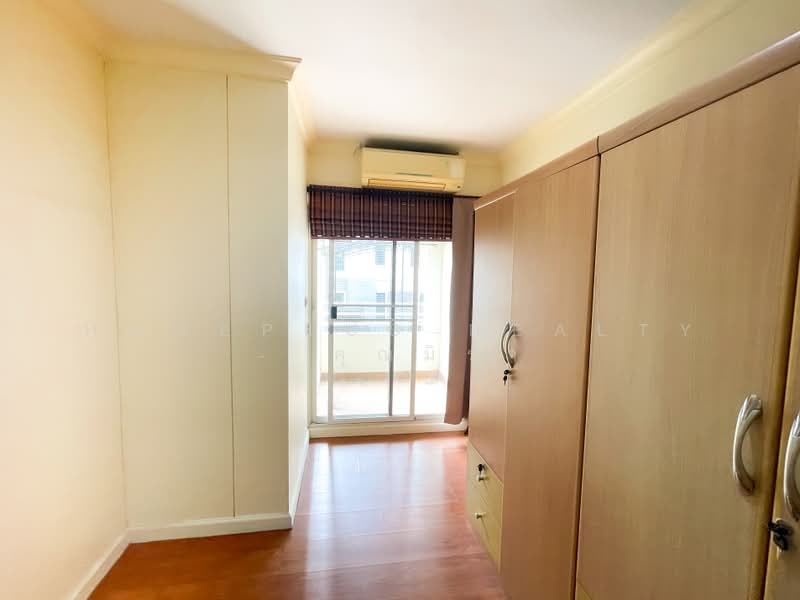 Lumpini Suite Ratchada-Rama 3, Bangkok, Soi Naradhiwat Rajanagarindra 30, Chong Nonsi, Yan Nawa, Bangkok, 3 Bedrooms, 109 sqm, Condo For Sale, by HOMEPLUS REALTY - คุณมิรา, 500362018 - DDproperty.com
