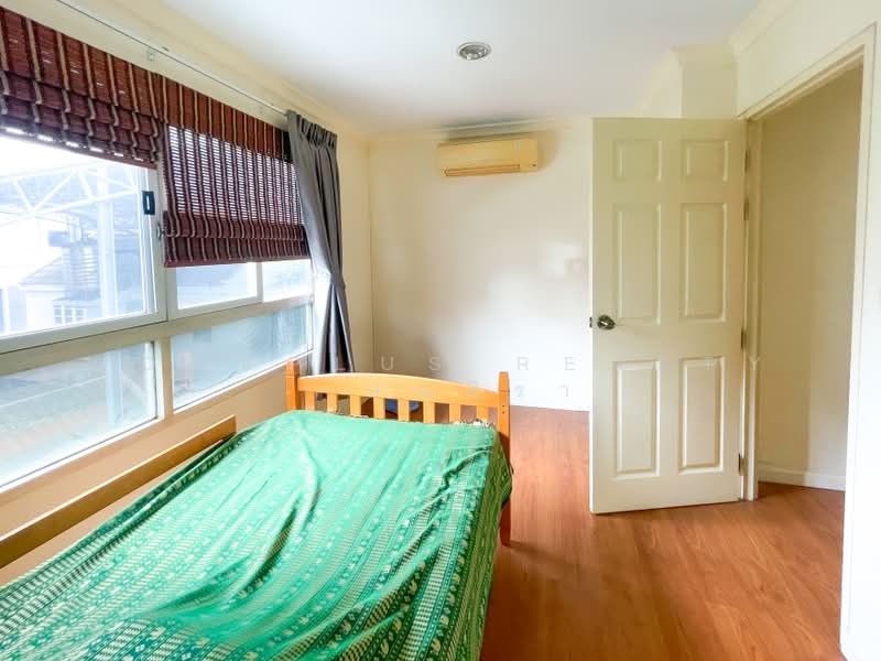 Lumpini Suite Ratchada-Rama 3, Bangkok, Soi Naradhiwat Rajanagarindra 30, Chong Nonsi, Yan Nawa, Bangkok, 3 Bedrooms, 109 sqm, Condo For Sale, by HOMEPLUS REALTY - คุณมิรา, 500362018 - DDproperty.com