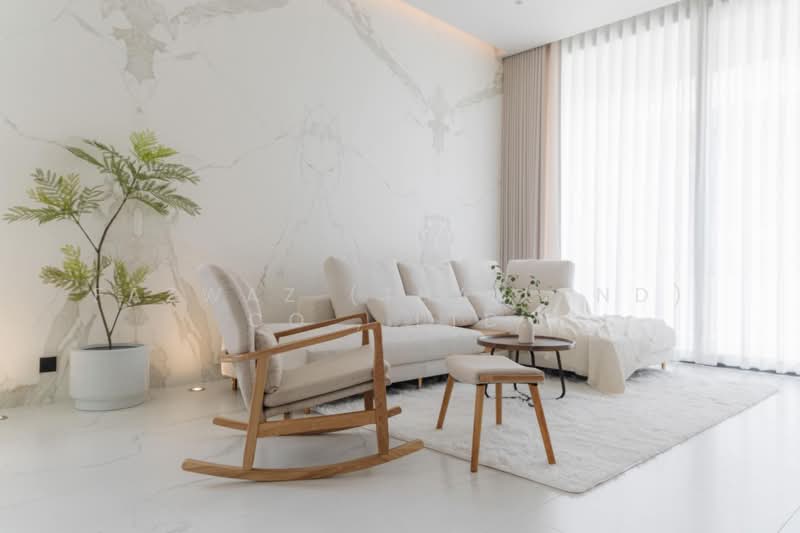 Newly Built 3BR Pet-Friendly House in Ekkamai, 360 SQM Luxury Living, Bangkok, Phra Kanong Nua, Watthana, Bangkok, 3 Bedrooms, 360 sqm, Single Detached House For Sale, by Fazwaz (Thailand) Co., Ltd., 500362028 - DDproperty.com
