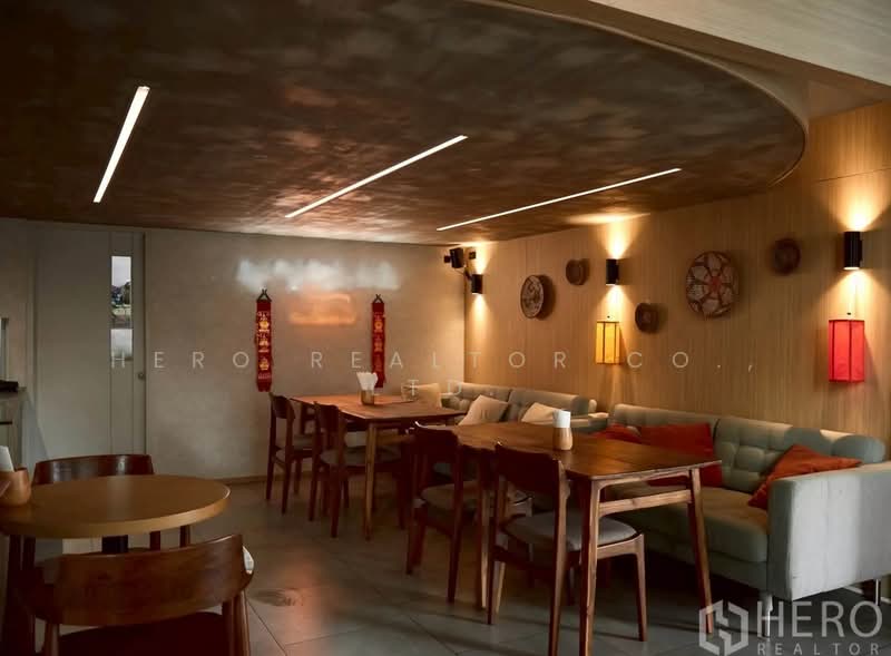 For Rent Retail Space 165 sq.m. BTS Phrom Phong Bangkok HRE00935, Bangkok, สุขุมวิท, Khlong Tan Nua, Watthana, Bangkok, , 165 sqm, Retail Space For Rent, by Hero Realtor Co., Ltd., 500362032 - DDproperty.com
