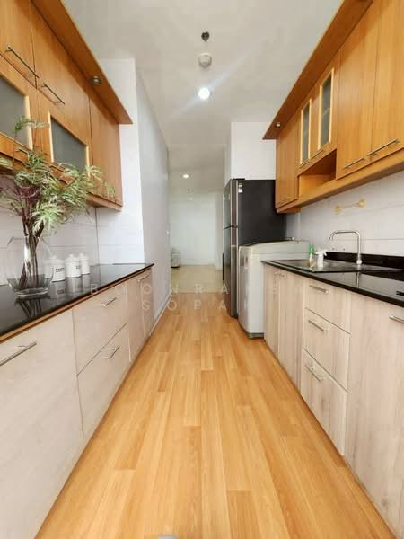 Citi Smart Sukhumvit 18, Bangkok, 366 Soi Sukhumvit 18, Sukhumvit Road, Khlong Toei, Bangkok, 3 Bedrooms, 180 sqm, Condo For Rent, by Boonraksa Sopak, 500362042 - DDproperty.com