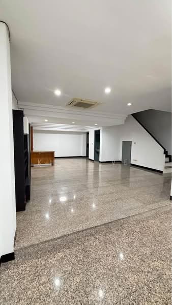 Prime Place Sukhumvit 105 : ไพร์มเพลส สุขุมวิท 105, กรุงเทพ, บางนาใต้, บางนา, กรุงเทพ, 300 ตร.ม., บ้านเดี่ยว ให้เช่า, โดย Khun Eve, 500362067 - DDproperty.com