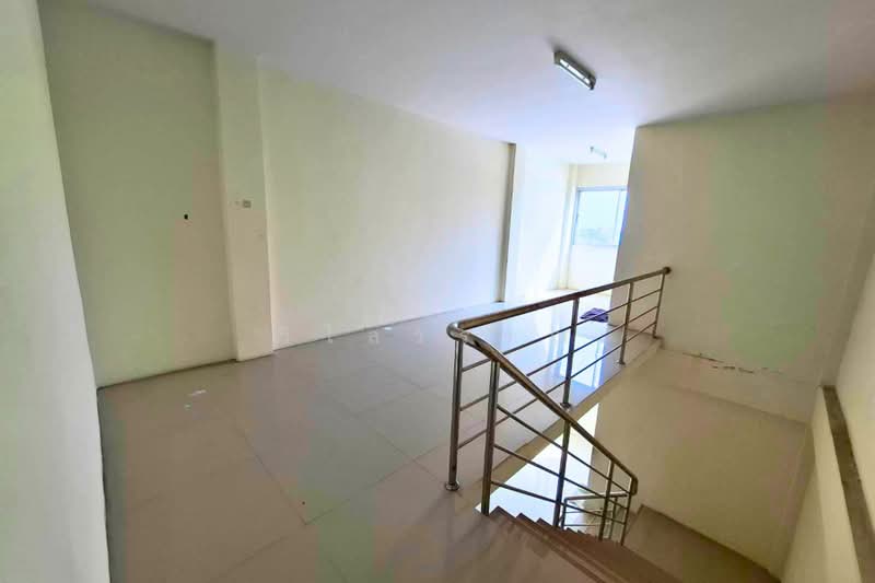 บางกรวย, Nonthaburi, ทางหลวงชนบทสาย นบ.1011, Sala Klang, Bang Kruai, Nonthaburi, 5 Bedrooms, 100 sqm, Townhouse For Rent, by วิไลวรรณ, 500362121 - DDproperty.com