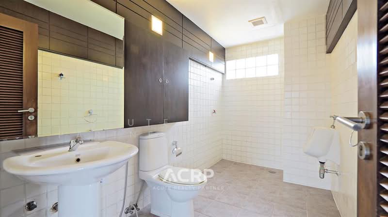 Office Building + Warehouse for Sale in Sukhumvit 101. Land area 250 sq.w. Sale 34.9 MB, Bangkok, Bang Chak, Phra Khanong, Bangkok, , 870 sqm, Shophouse For Sale, by Acute Realty Partner Co.,Ltd., 500362142 - DDproperty.com