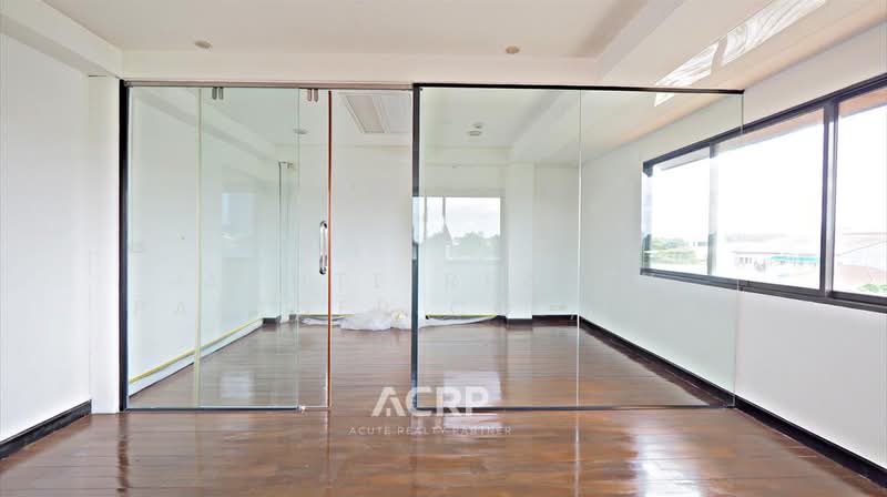 Office Building + Warehouse for Sale in Sukhumvit 101. Land area 250 sq.w. Sale 34.9 MB, Bangkok, Bang Chak, Phra Khanong, Bangkok, , 870 sqm, Shophouse For Sale, by Acute Realty Partner Co.,Ltd., 500362142 - DDproperty.com