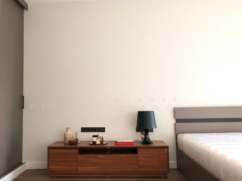Noble Solo, Bangkok, 988 Thong Lo, Khlong Tan Nua, Watthana, Bangkok, Studio, 40 sqm, Condo For Rent, by Patcharames Pattharapornviboon, 500362146 - DDproperty.com
