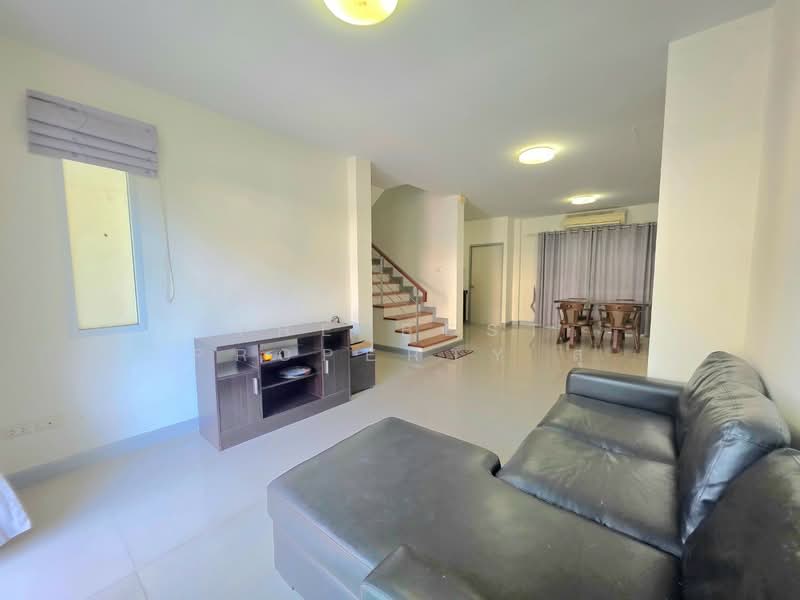 เดอะเซ็นทรัล 2/1 อัสสัมชัญ-ศรีราชา, Chon Buri (Pattaya), Surasak, Si Racha, Chon Buri (Pattaya), 3 Bedrooms, 100 sqm, Townhouse For Sale, by The Best Property สุ, 500362171 - DDproperty.com