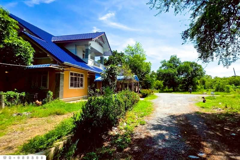 Land with buildings in Sri Samran, 3 rai 341.7 sq.wa. Suphan Buri WR-055233, Suphan Buri, Sri Samran, Song Phi Nong, Suphan Buri, , 6,164 sqm, Land For Sale, by Benchawarin Pakkawetppisit, 500362202 - DDproperty.com