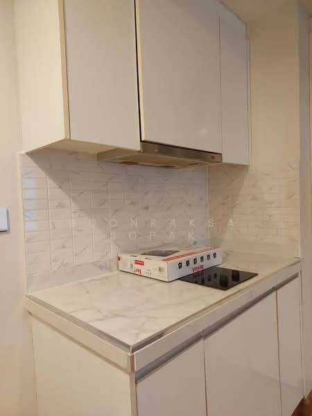Collezio Sathorn-Pipat, Bangkok, 41 Soi Pipat 1 Silom Road, Silom, Bang Rak, Bangkok, 1 Bedroom, 42 sqm, Condo For Rent, by Boonraksa Sopak, 500362259 - DDproperty.com
