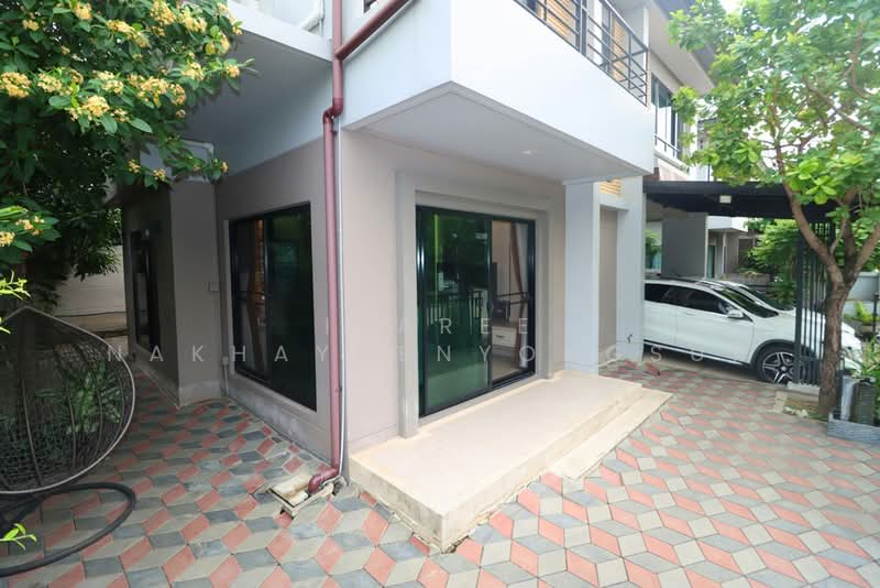 Life Bangkok Boulevard Ramintra : ไลฟ์ บางกอก บูเลอวาร์ด รามอินทรา, กรุงเทพ, ถนนรามอินทรา, คันนายาว, กรุงเทพ, 205 ตร.ม., บ้านเดี่ยว ขาย, โดย Isaree Nakhayuenyongsuk, 500362261 - บ้านเดี่ยว รามอินทรา คันนายาว ใกล้แฟชั่น - DDproperty.com