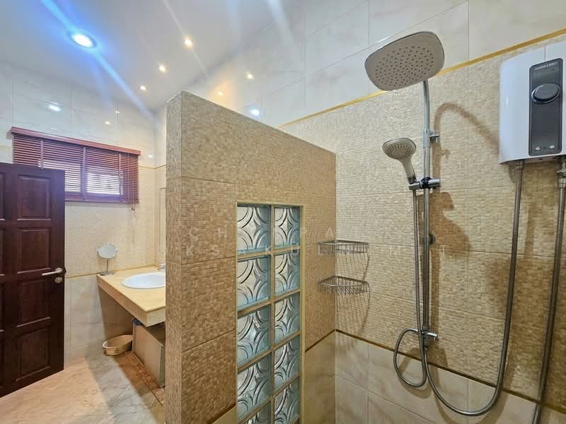 Hua Hin, Prachuap Khiri Khan, Hua Hin, Prachuap Khiri Khan, 3 Bedrooms, 168 sqm, Villa For Sale, by Chanpat Choksakulnimit, 500362281 - DDproperty.com