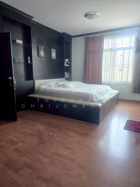 Urgent sale! Detached house, Saen Manee 3, extended, on the main road, near Amata Nakorn Industrial, Chon Buri (Pattaya), Nong Kakha, Phan Thong, Chon Buri (Pattaya), 3 Bedrooms, 140 sqm, Single Detached House For Sale, by Thidarat Chaijumroonpun, 500362287 - DDproperty.com