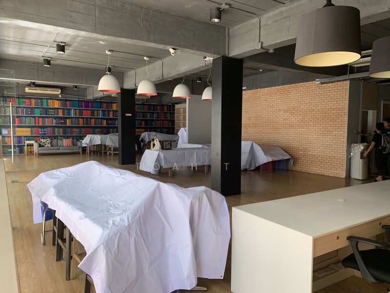 อาคารให้เช่า ลาดพร้าว บางกะปิ : Building for rent, Ladprao, Bang Kapi., Bangkok, Khlong Chan, Bang Kapi, Bangkok, , 1,450 sqm, Shophouse For Rent, by TOAH T., 500362309 - DDproperty.com