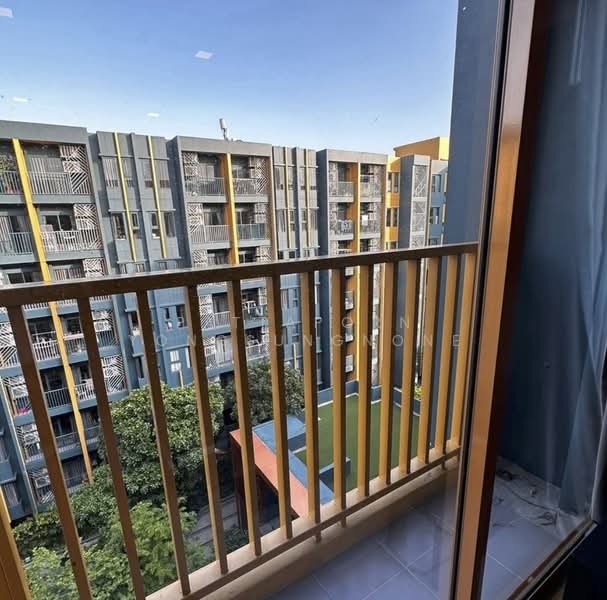 The Base Sukhumvit 50, Bangkok, Soi Roem Charoen 1, Sukhumvit 50 Road, Phra Kanong, Khlong Toei, Bangkok, 2 Bedrooms, 47 sqm, Condo For Rent, by Pattaporn Yongsungnone, 500362325 - DDproperty.com