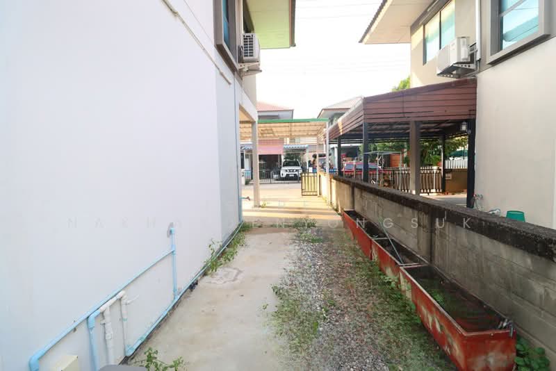 Golden Avenue Chaengwattana-Tiwanon : โกลเด้น อเวนิว แจ้งวัฒนะ-ติวานนท์, นนทบุรี, ถนนสุขาประชาสรรค์ 3, บางพูด, ปากเกร็ด, นนทบุรี, 120 ตร.ม., บ้านเดี่ยว ขาย, โดย Isaree Nakhayuenyongsuk, 500362330 - DDproperty.com