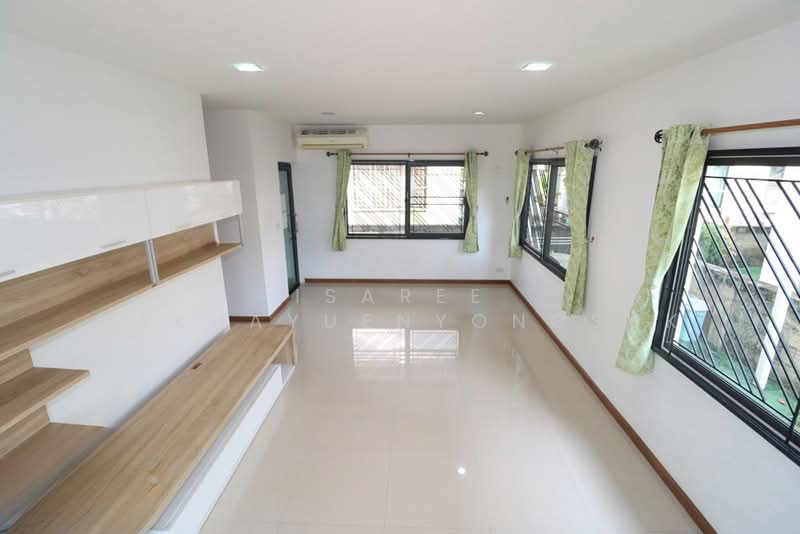 Golden Avenue Chaengwattana-Tiwanon, Nonthaburi, Sukhaprachasan Road 3, Bang Phut, Pak Kret, Nonthaburi, 3 Bedrooms, 120 sqm, Single Detached House For Sale, by Isaree Nakhayuenyongsuk, 500362330 - DDproperty.com