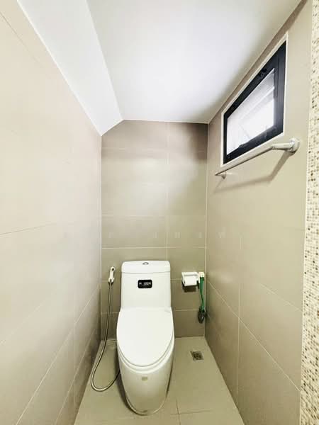 ขายบ้านเดี่ยวหลังใหญ่ ม.มณีรินทร์ไพรเวทซี่ ศรีราชา, Chon Buri (Pattaya), Nong - Kham, Si Racha, Chon Buri (Pattaya), 3 Bedrooms, 220 sqm, Single Detached House For Sale, by Dusit Saengfa, 500362346 - DDproperty.com