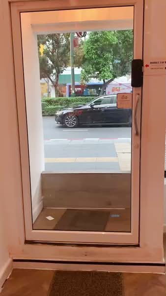 Ground Floor 65 sqm. Space on Sukhumvit Road between BTS Ekkamai - Phra Khanong, Bangkok, สุขุมวิท, Phra Kanong, Khlong Toei, Bangkok, , 65 sqm, Retail Space For Rent, by Chanitnun Mewongukote, 500362365 - DDproperty.com