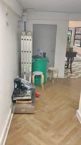 Ground Floor 65 sqm. Space on Sukhumvit Road between BTS Ekkamai - Phra Khanong, Bangkok, สุขุมวิท, Phra Kanong, Khlong Toei, Bangkok, , 65 sqm, Retail Space For Rent, by Chanitnun Mewongukote, 500362365 - DDproperty.com