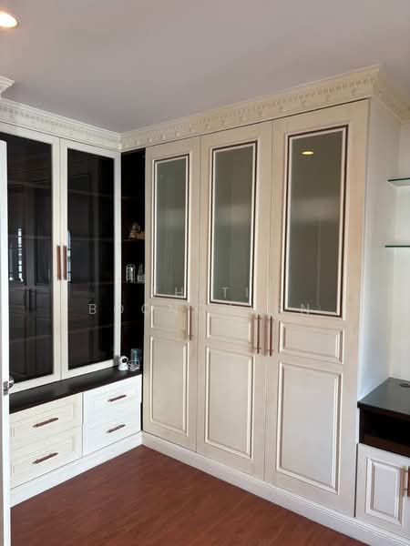 Urban Sathorn, Bangkok, Ratchaphruek Road, Bang Chak, Phasi Charoen, Bangkok, 3 Bedrooms, 250 sqm, Townhouse For Rent, by Thiti Boonchurn, 500362367 - DDproperty.com