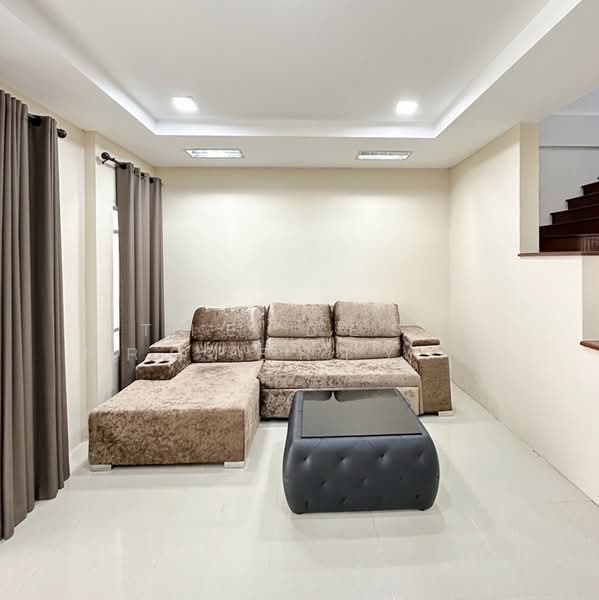 Tanapirom Srinakarin - Wongwaen, Samut Prakan, Srinakarin Road, Bang Mueng, Muang Samut Prakarn, Samut Prakan, 4 Bedrooms, 150 sqm, Townhouse For Sale, by The Best Property แป้ง, 500362376 - DDproperty.com