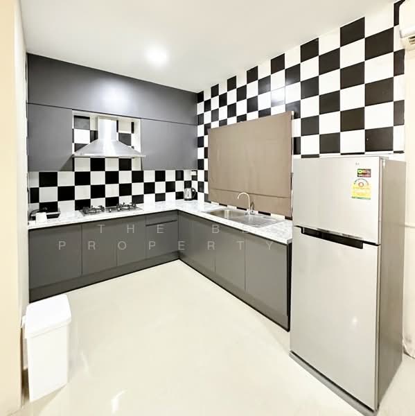 Tanapirom Srinakarin - Wongwaen, Samut Prakan, Srinakarin Road, Bang Mueng, Muang Samut Prakarn, Samut Prakan, 4 Bedrooms, 150 sqm, Townhouse For Sale, by The Best Property แป้ง, 500362376 - DDproperty.com