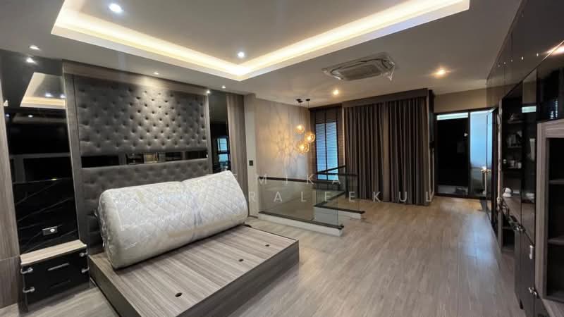 Landmark Ekamai-Ramindra, Bangkok, Sukhonthasawat Road, Lat Phrao, Bangkok, 3 Bedrooms, 263 sqm, Townhouse For Sale, by Pemika Aukkaraleekul, 500362398 - DDproperty.com