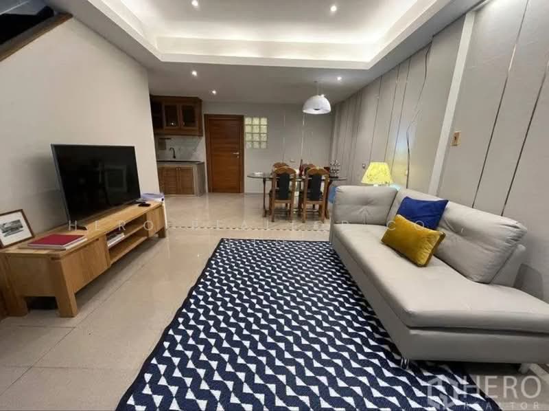For Rent Townhouse near BTS Punnawithi, Bang Chak, Bangkok HRE00930, กรุงเทพ, บางจาก, พระโขนง, กรุงเทพ, 220 ตร.ม., ทาวน์เฮ้าส์ ให้เช่า, โดย Hero Realtor Co., Ltd., 500362407 - DDproperty.com