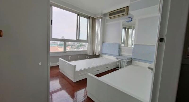 River Heaven Chareonkrung, Bangkok, 2667 Chareonkrung Road, Bang Kho Laem, Bangkok, 2 Bedrooms, 63 sqm, Condo For Sale, by Pemika Aukkaraleekul, 500362453 - DDproperty.com