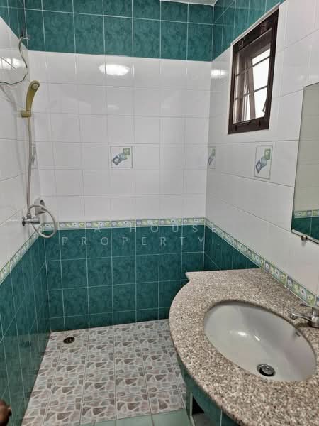 Single house for rent in a prime location, Bang Phra-Si Racha., Chon Buri (Pattaya), Bang Phra, Si Racha, Chon Buri (Pattaya), 4 Bedrooms, 480 sqm, Single Detached House For Rent, by A House Property Co.,Ltd., 500362467 - DDproperty.com