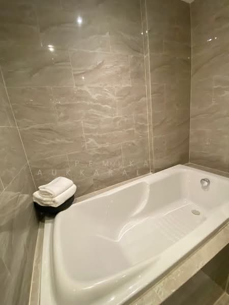 ASHTON Asoke-Rama 9, Bangkok, 469 Asoke-Dindaeng Road, Din Daeng, Bangkok, 2 Bedrooms, 67 sqm, Condo For Sale, by Pemika Aukkaraleekul, 500362487 - DDproperty.com