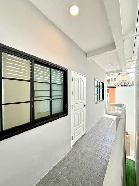 บ้านเดี่ยวรีโนเวท 2 ชั้น จรัญสนิทวงศ์ 46 – บางพลัด, Bangkok, Bang Yi Khan, Bang Phlat, Bangkok, 3 Bedrooms, 150 sqm, Single Detached House For Sale, by Thanyathita Nalinratphokin, 500362530 - DDproperty.com