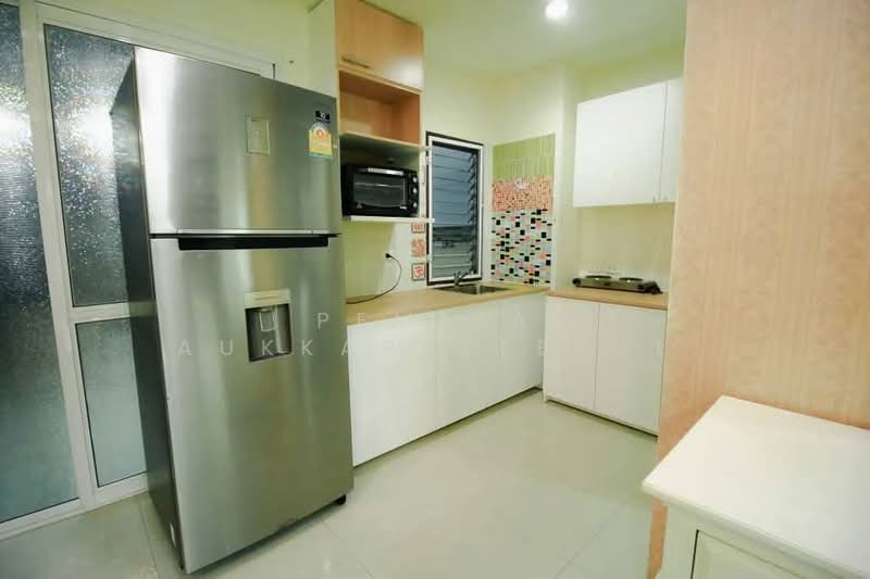 Thanapat Haus Sathorn - Narathiwas, Bangkok, Soi Chuen Chitrung, Nontri Road, Chong Nonsi, Yan Nawa, Bangkok, 3 Bedrooms, 200 sqm, Townhouse For Sale, by Pemika Aukkaraleekul, 500362533 - DDproperty.com