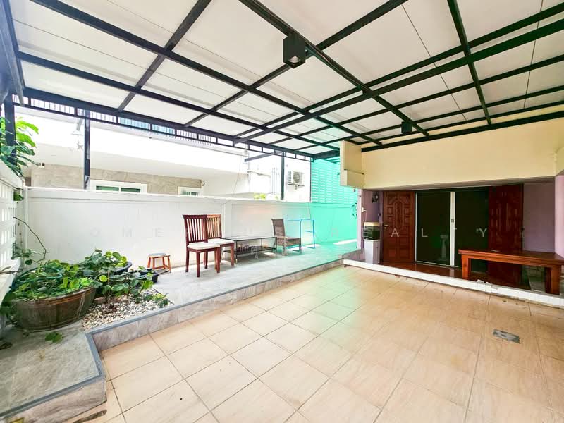 Sammakorn Ramkamhang 112, Bangkok, Saphan Sung, Bangkok, 3 Bedrooms, 250 sqm, Villa For Sale, by HOMEPLUS REALTY - คุณจ๋า, 500362537 - DDproperty.com