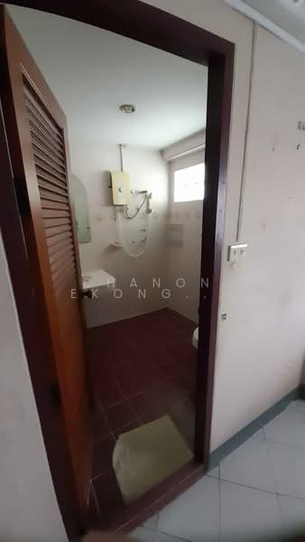 5-BR House, Bangkok, Chim Plee, Taling Chan, Bangkok, 5 Bedrooms, 980 sqm, Single Detached House For Sale, by Chanon Ekongkarn, 500362555 - DDproperty.com